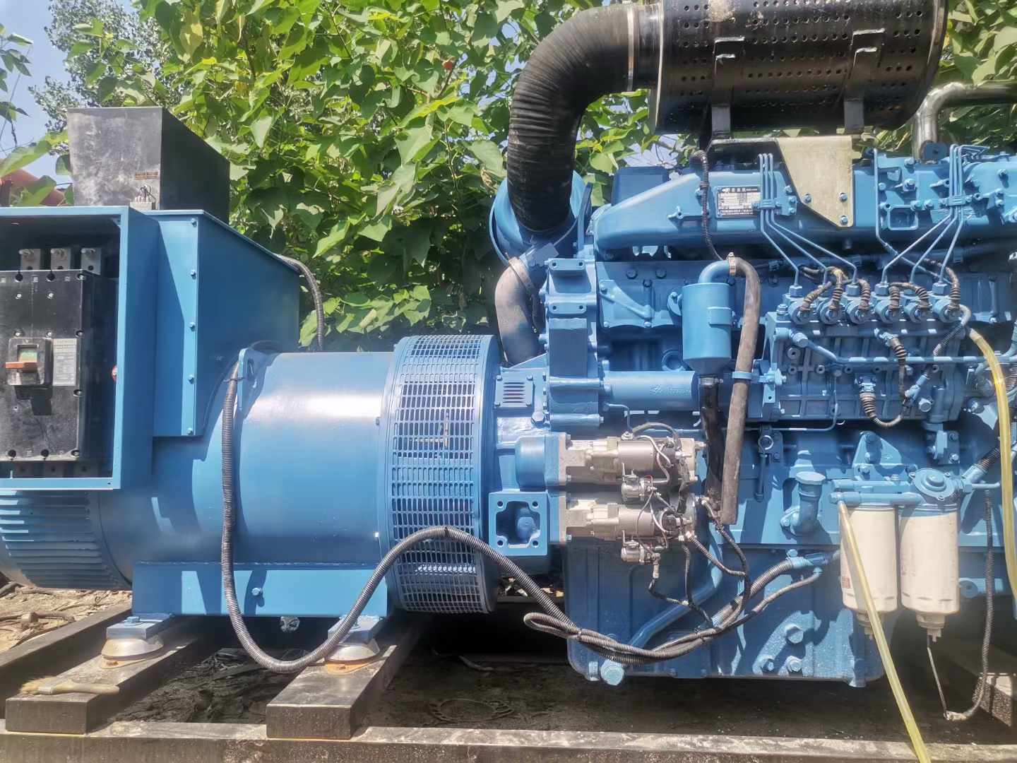 崇义详细说明降低 800kW 柴油发电机输出电流波动的方法